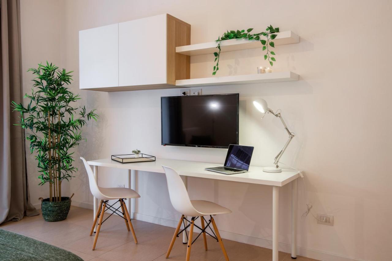 Puglia5Stars Stazione Centrale Urban Green Bari Exterior foto